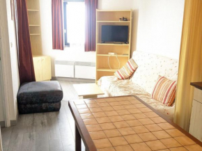2 pièces pied des pistes avec balcon - Résidence Cabris - FR-1-557-2
